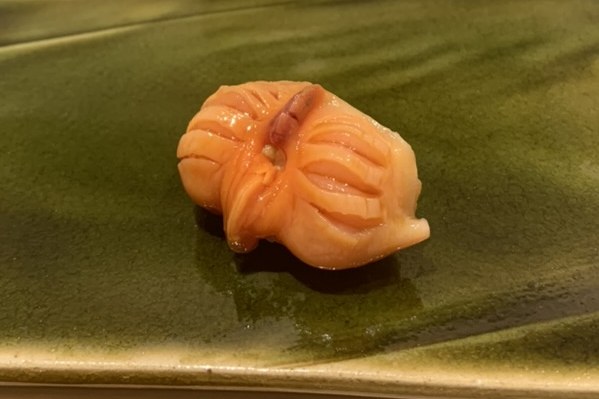 Akagai ark shell nigiri