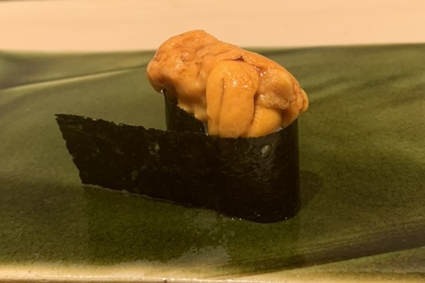 Uni sea urchin gunkan wrapped in nori